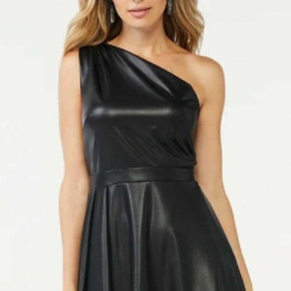 Sofia Vergara NWT SZS Black Faux Leather One Shoulder Dress Goth Timeless Y2K